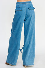 Load image into Gallery viewer, Denim Wide Leg Cargo Pant
